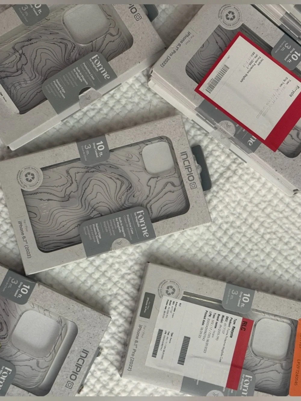 LOT OF 24 NEW INCIPIO IPHONE CASES FOR 14,14 Pro, 14 plus OPEN BOX